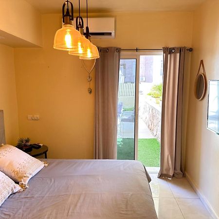 דירת נופש אילת -אלמוג Almog Suite In Eilat Close To Red Sea - דירת נופש אלמוג מרחק נגיעה מהים ภายนอก รูปภาพ