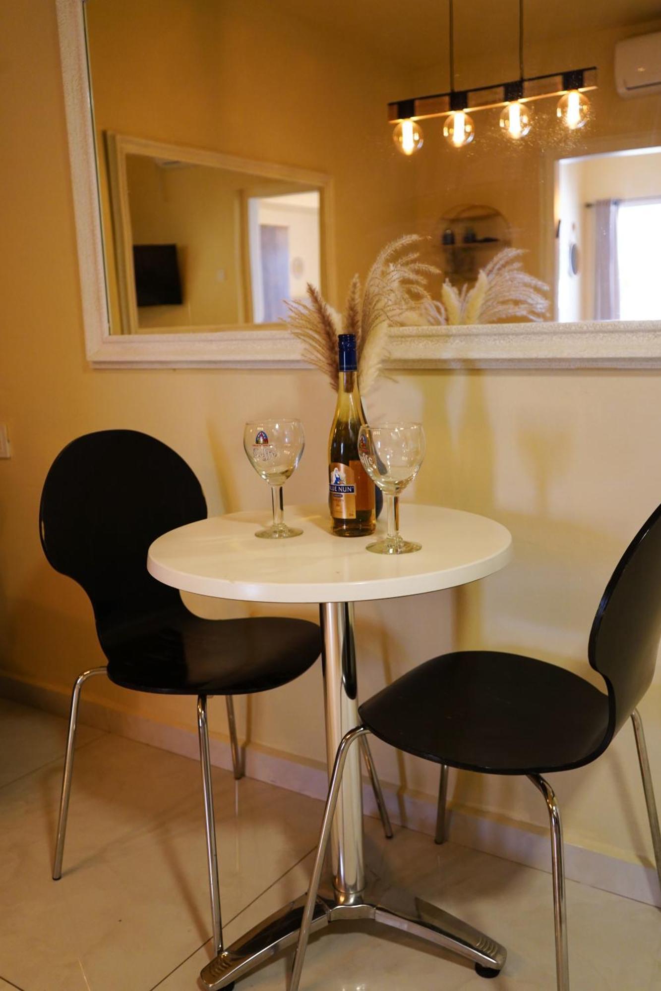דירת נופש אילת -אלמוג Almog Suite In Eilat Close To Red Sea - דירת נופש אלמוג מרחק נגיעה מהים ภายนอก รูปภาพ